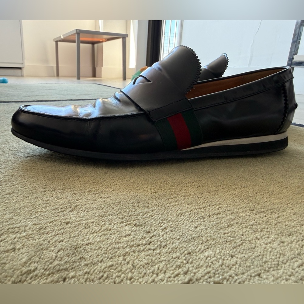 Gucci Black Leather Men’s Loafers with Green & Red Web - Picture 10 of 12